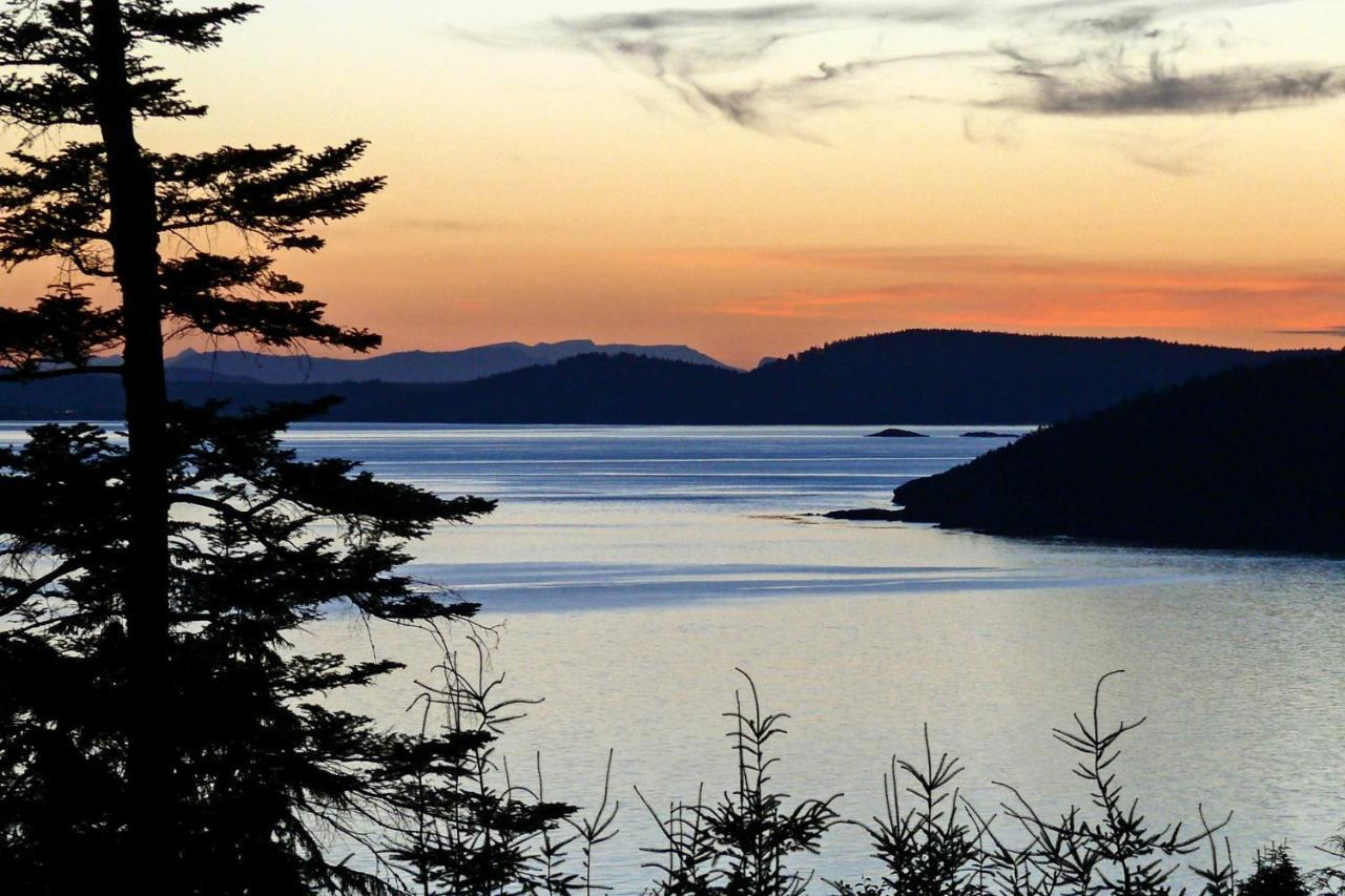 Airy Home Near Anacortes With San Juan De Fuca Views Buitenkant foto